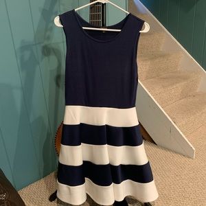 Junior's dress